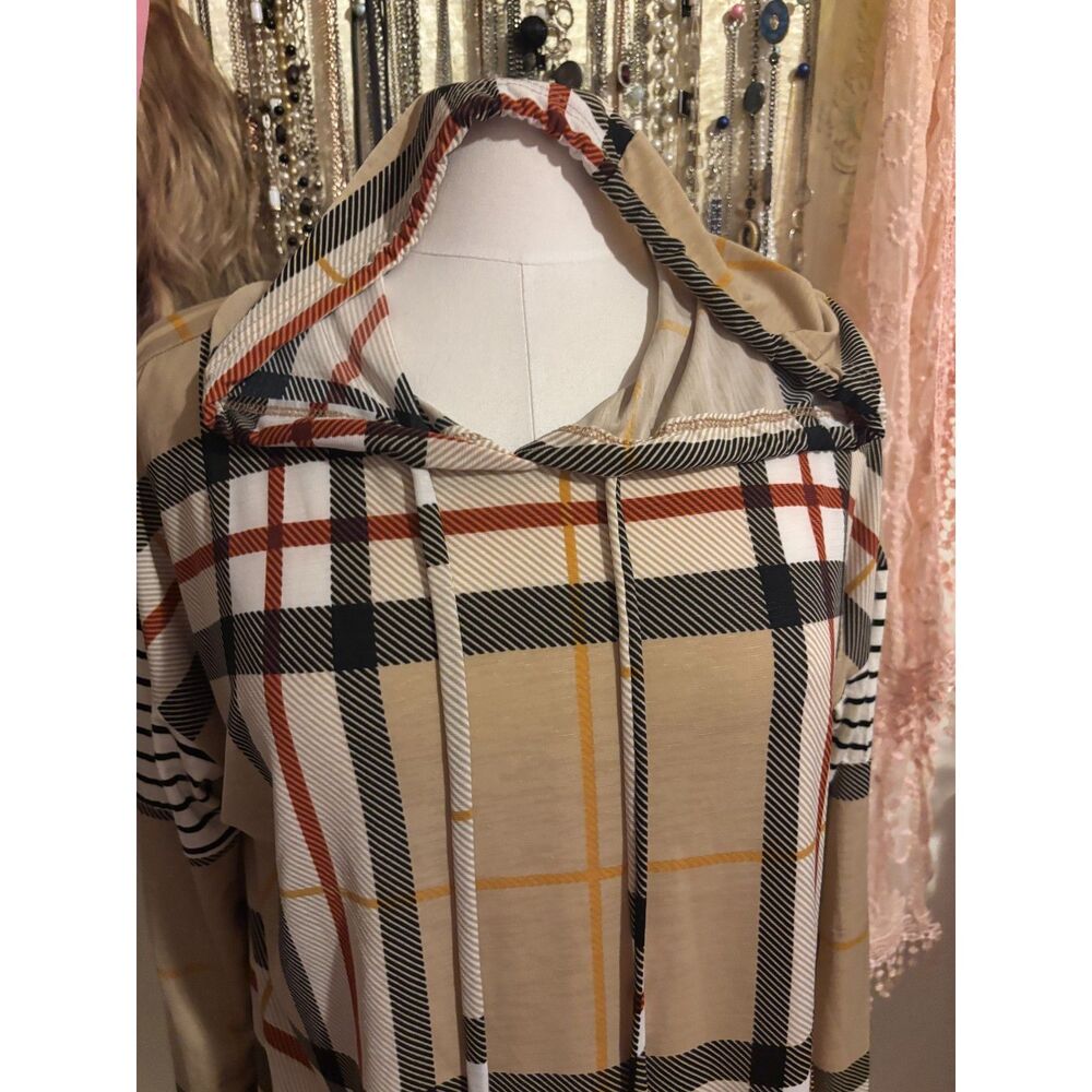 Heimish U.S.A. Plaid Hooded Top – Size L (Boutique NWT)